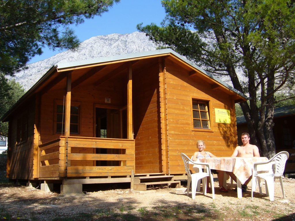 Victoria Cottage Camping Dole Blato  外观 照片