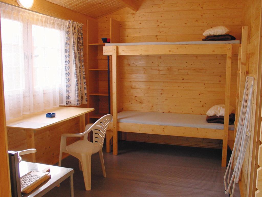 Victoria Cottage Camping Dole Blato  外观 照片